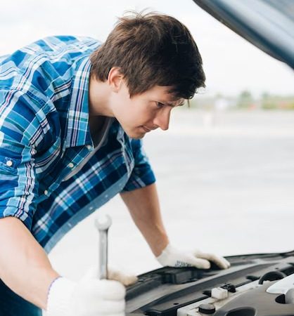 Test a Car Battery with a Multimeter Comprehensive Guide